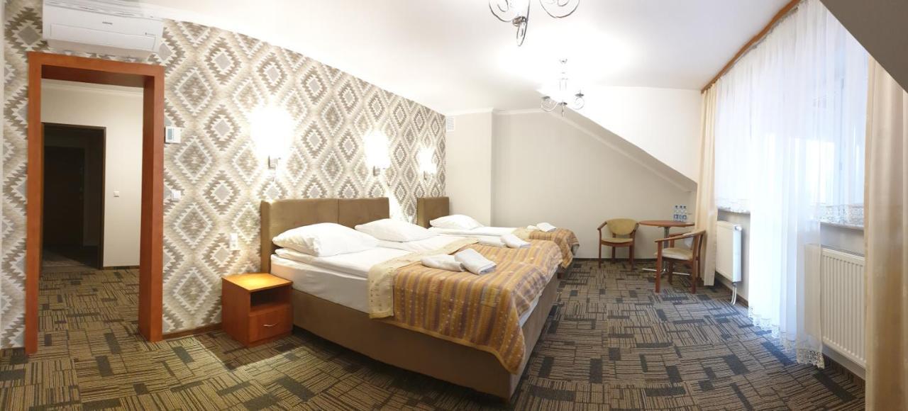 Hotel Kamiza Wyszków Eksteriør bilde